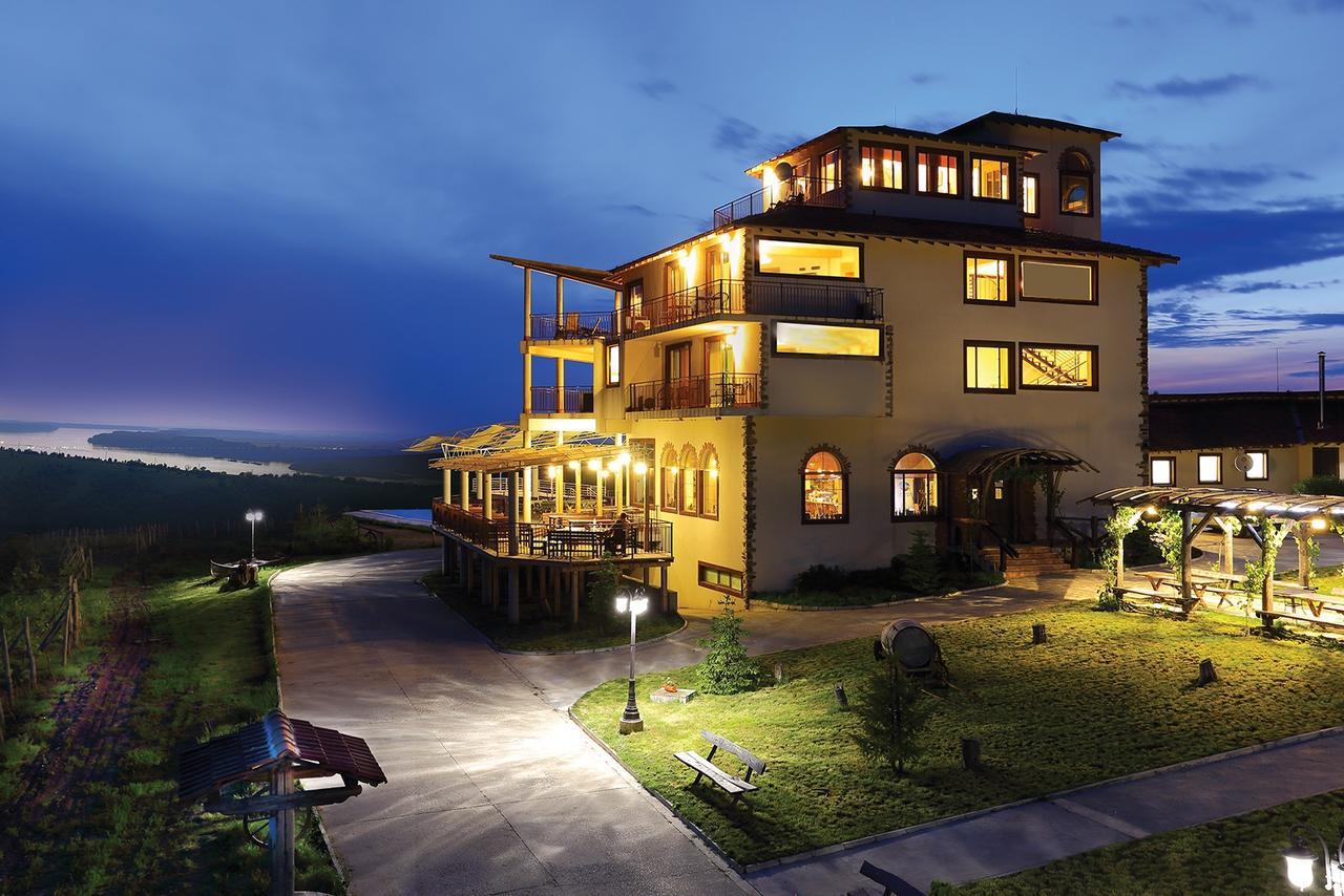Seven Generations Winery Hotel Mechka Exteriör bild