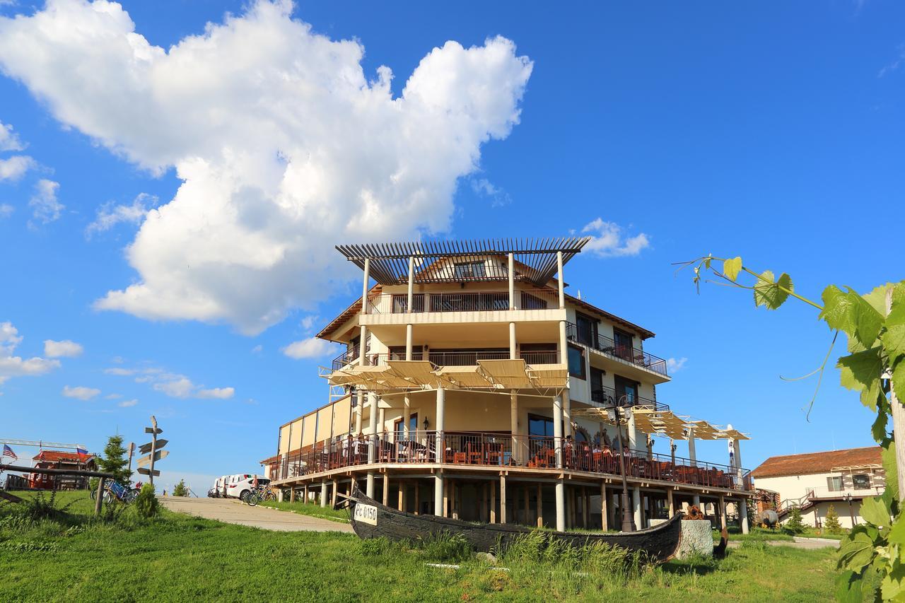 Seven Generations Winery Hotel Mechka Exteriör bild