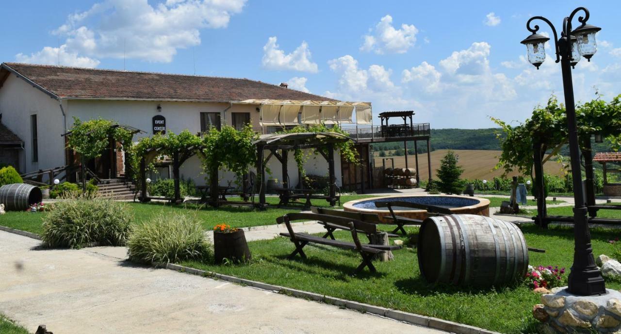 Seven Generations Winery Hotel Mechka Exteriör bild